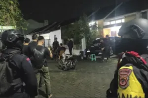 Densus 88 Geledah Rumah Di Garut, Amankan Bahan Peledak Dan Literatur Neo-Nazi