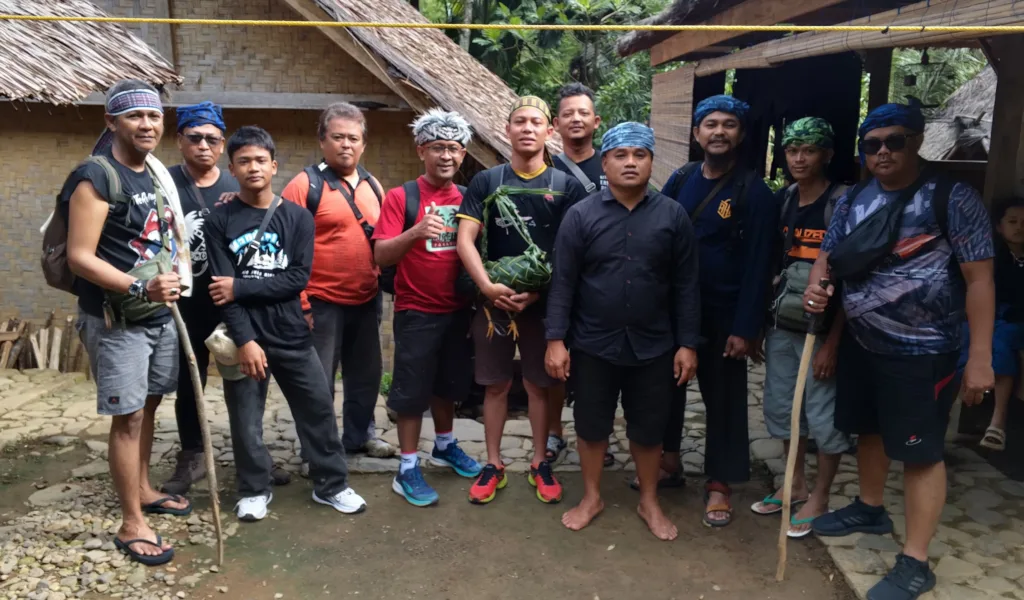 Media Portal Group Tutup 2025 Kunjungi Baduy 