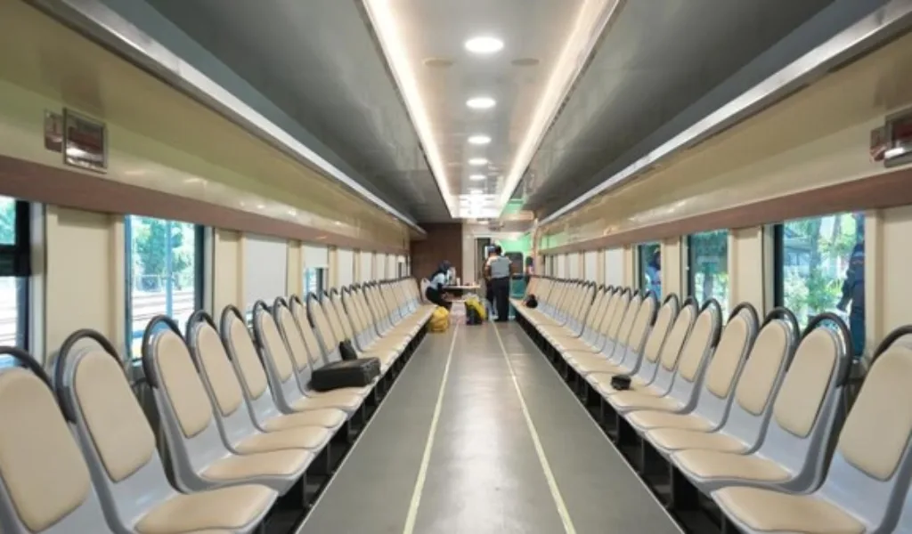 Kereta Khusus Pedagang dan Petani Resmi Beroperasi di Merak–Rangkasbitung
