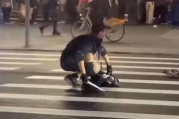 Teror Granat Asap dan Penikaman di MRT Taipei, Satu Orang Tewas