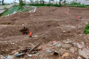 Longsor KBB, Tim SAR Evakuasi 10 Korban