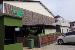 Tarik Ulur antar Dinas, Warga Kota Wisata Bingung Soal Flash Padel Club