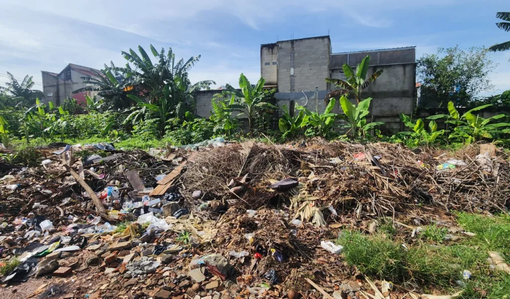 Warga Minta DLH Bertindak, Sampah Legenda Wisata Diduga Cemari Lingkungan