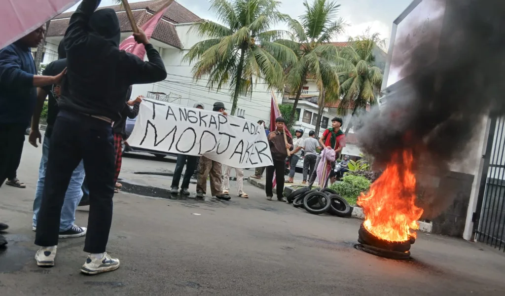 KOPAD Demo di Bogor, Tuntut Kejari Periksa Mantan Dirut PPJ