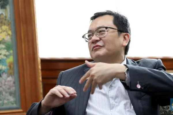 Sanksi OJK Bentjok Blacklist Seumur Hidup dari Pasar Modal