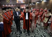 Anwar Usman Purnabakti dari MK, Momen Haru hingga Pingsan