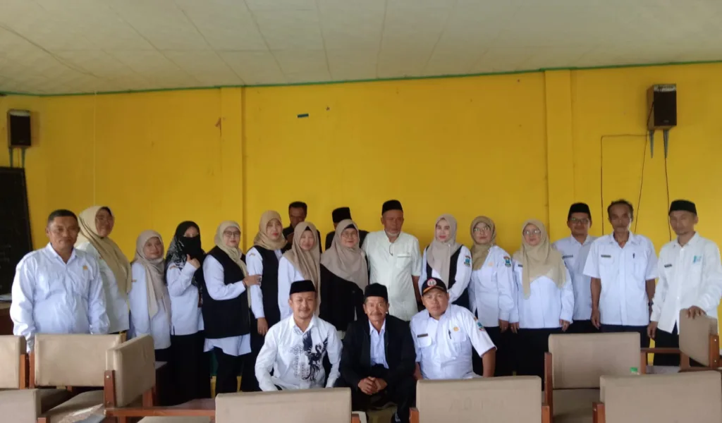 Serah Terima Jabatan (Sertijab) Kepala Sekolah Kecamatan Kersamanah, Kabupaten Garut