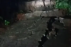 Jalan Terputus Akibat Tanah Bergerak, Warga Malingping Minta Respons Cepat Pemerintah