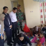 Langkah Awal Nova Wylian Sumaryo, Dampingi Imunisasi Campak di Lewo Baru