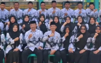 Dibawah Kepemimpinan H. Iwan Ridwan, S.Pd., M.Pd. SMPN 1 Sukawening Gaungkan Semangat Hardiknas 2026 dan Pendidikan Berkualitas