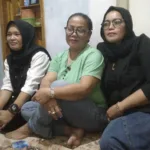 Viral Diduga Difitnah Teman Sendiri, Ibu Lia Menangis Mengadu ke Awak Media, Rumah Tangga Terancam Hancur.