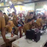 Disdukcapil Garut Gelar Jemput Bola di Garut Plaza, Warga Antusias Urus Dokumen Kependudukan